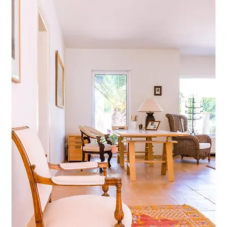 فيلة Villa Charles *